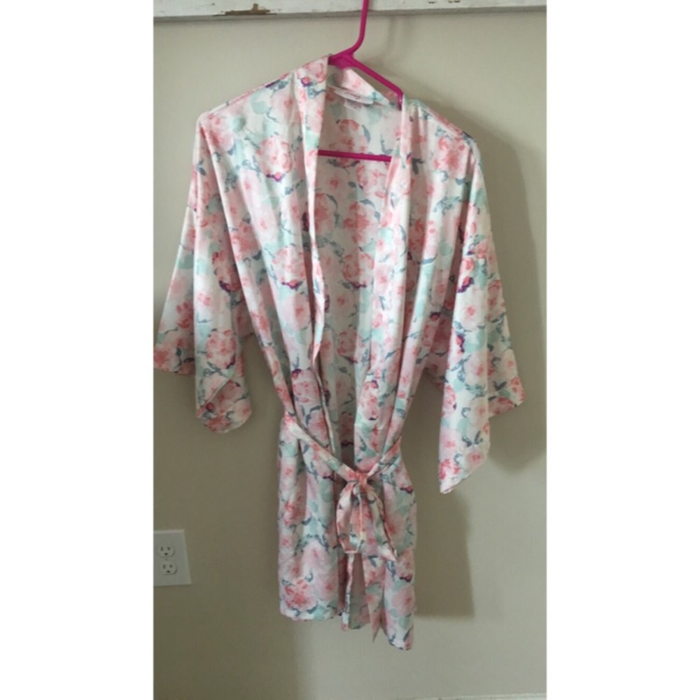 Pink floral kimono robe